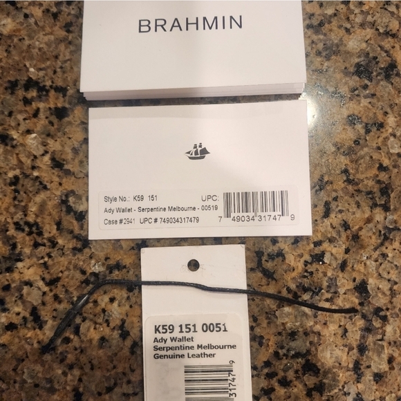 Brahmin Textured Black Wallet - Picture 5 of 5